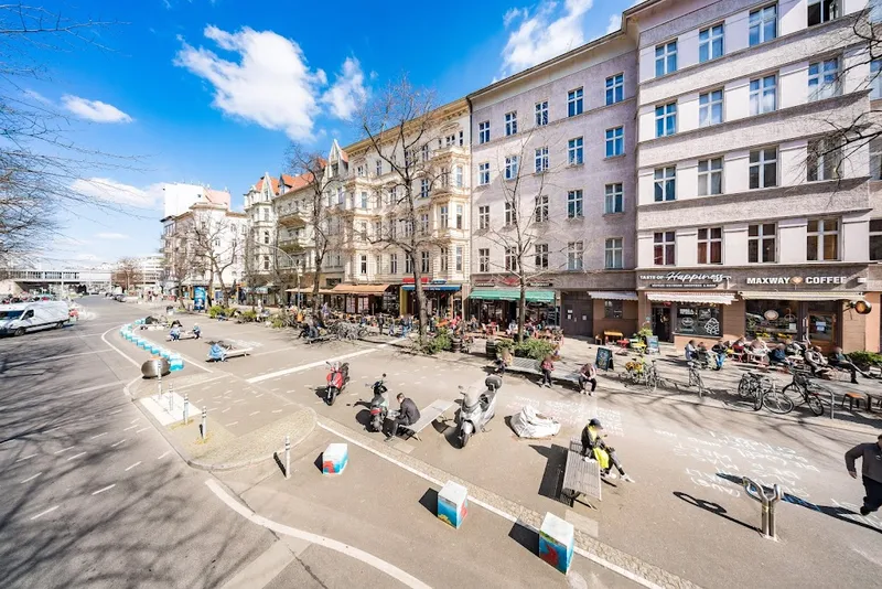 Für Kiezliebende am Nollendorfplatz — photo 1